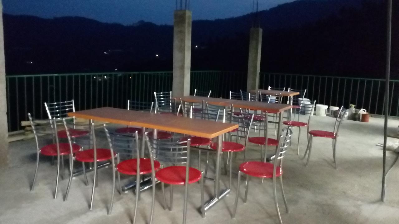Hotel Emerald Valley Chail Eksteriør bilde