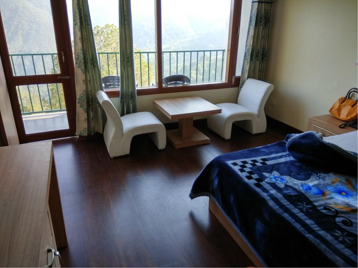 Hotel Emerald Valley Chail Eksteriør bilde
